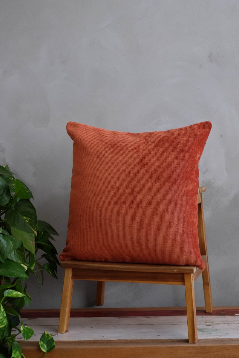 Kiremit Rengi Fitilli Kadife Yastık Kılıfı