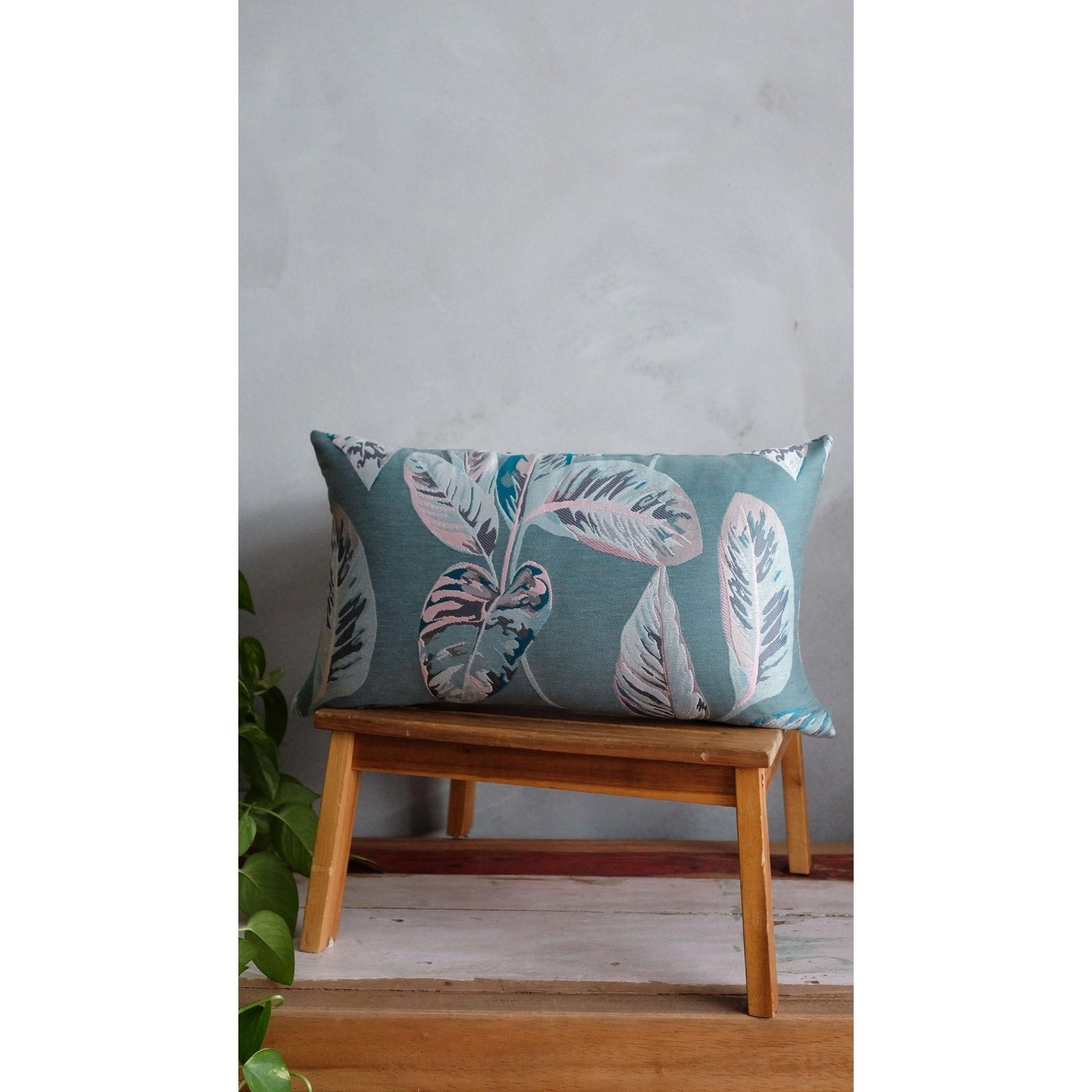 Koyu Yeşil & Pembe Yapraklı Modern Yastık Kılıfı