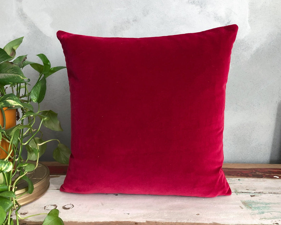 MILIVA HOME - Pantone Viva Magenta Pembe Kadife Yastık Kılıfı - Kırlent Kılıfı