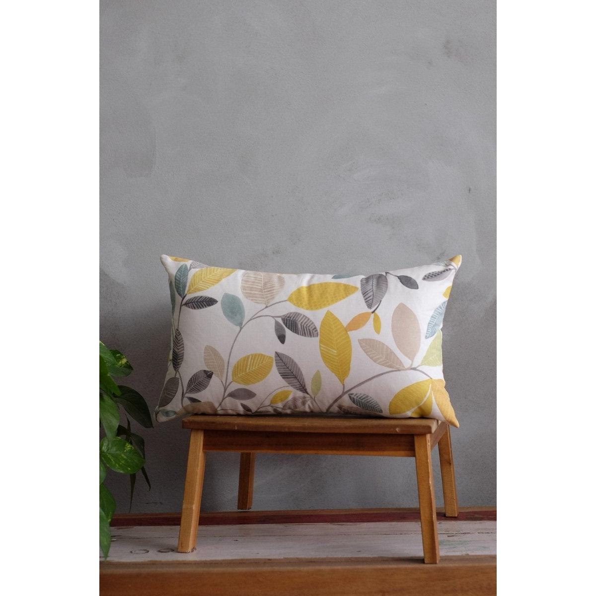 Sarı Yapraklı Dikdörtgen Kırlent Kılıfı