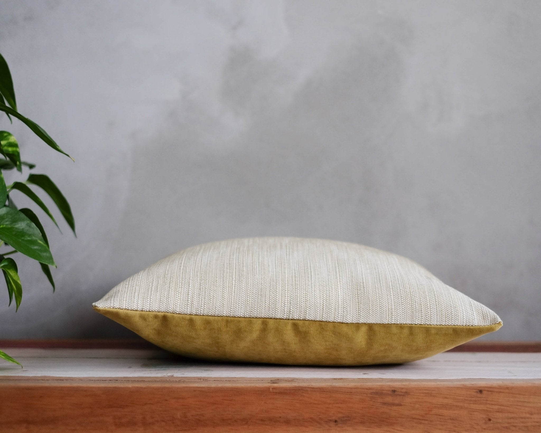 Yağ Yeşili Dokuma Nötr Color Kırlent Kılıfı