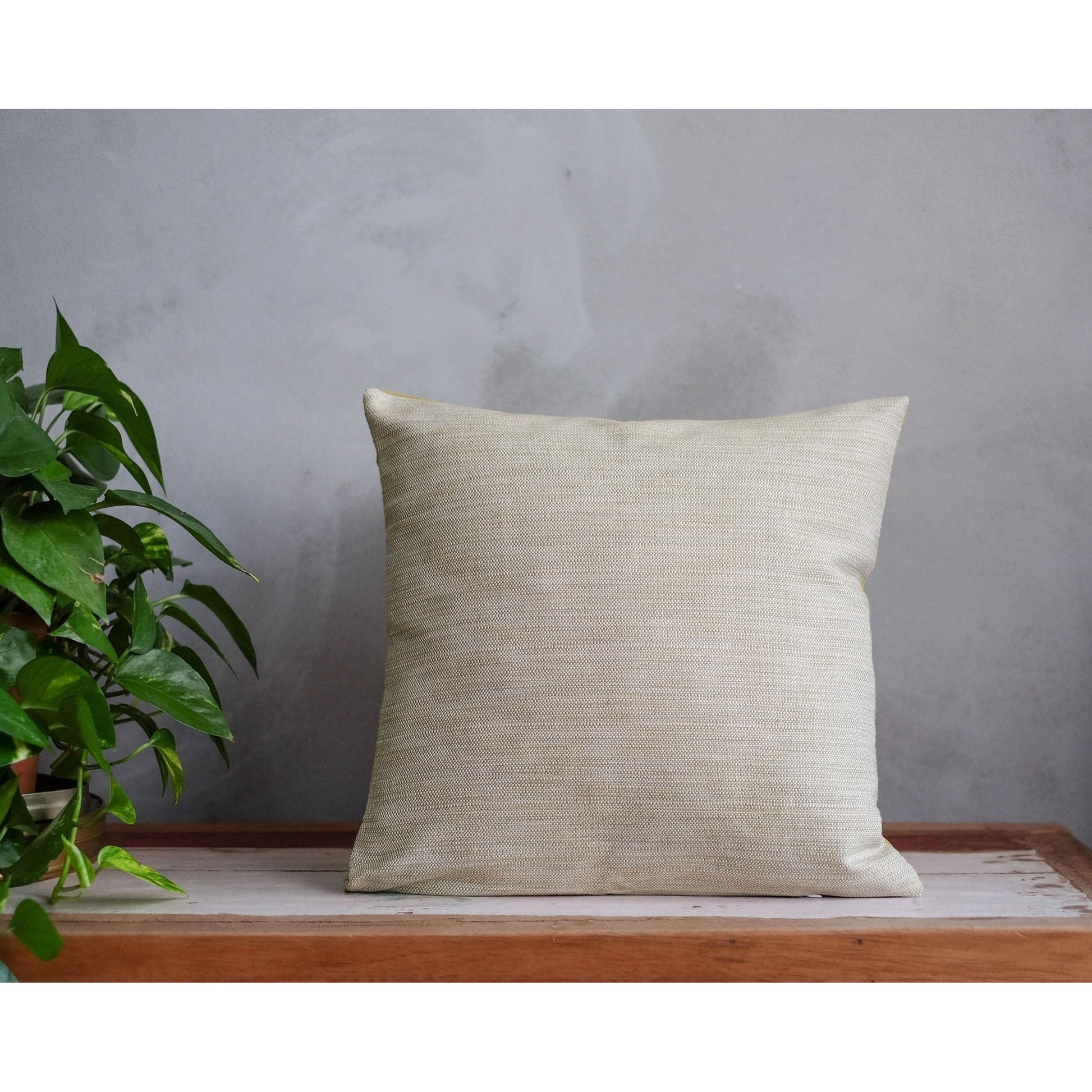 Yağ Yeşili Dokuma Nötr Color Kırlent Kılıfı