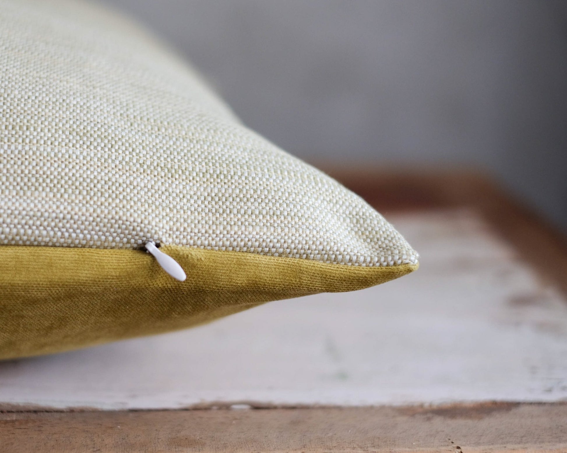 Yağ Yeşili Dokuma Nötr Color Kırlent Kılıfı