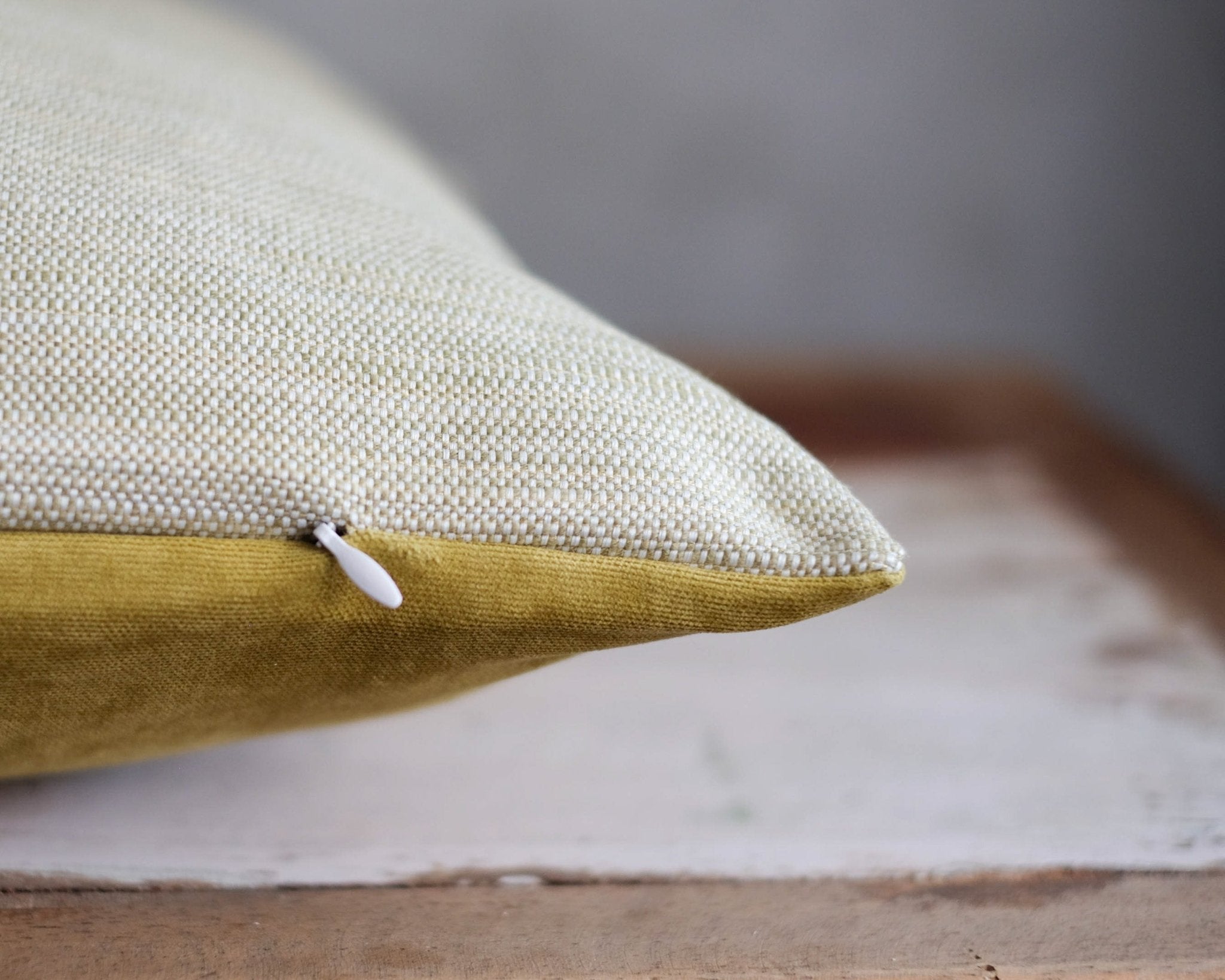 Yağ Yeşili Dokuma Nötr Color Kırlent Kılıfı