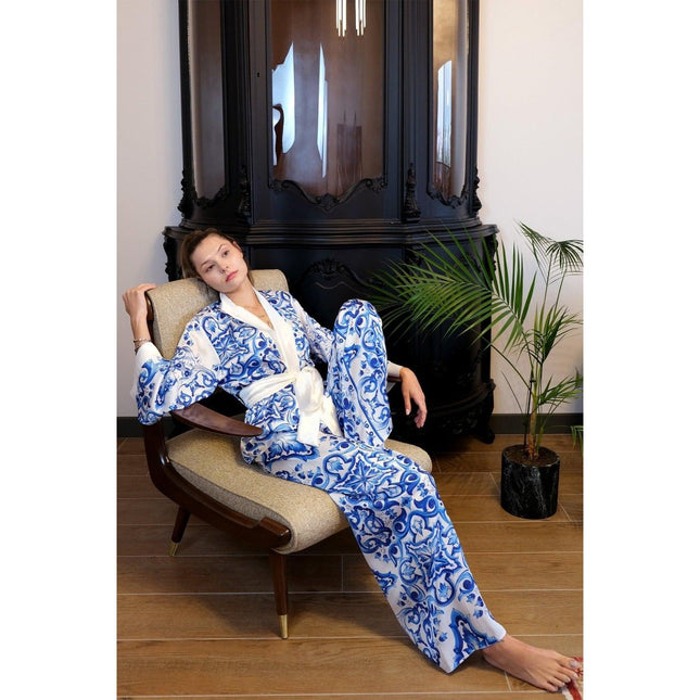 Mita Concept - Çini Desenli İpeksi Saten Pantolonlu Sabahlık Takım - Pijama Takımı