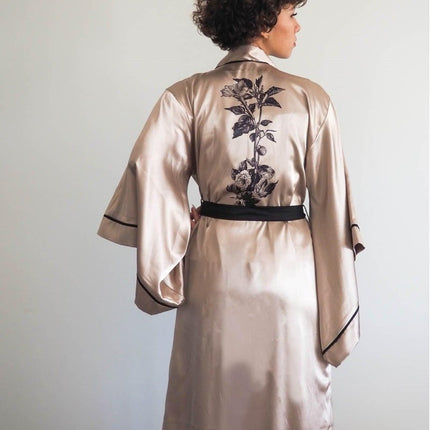 Mita Concept - Sütlü Kahve Siyah Biyeli Yarasa Kol Kimono Sabahlık - Sabahlık