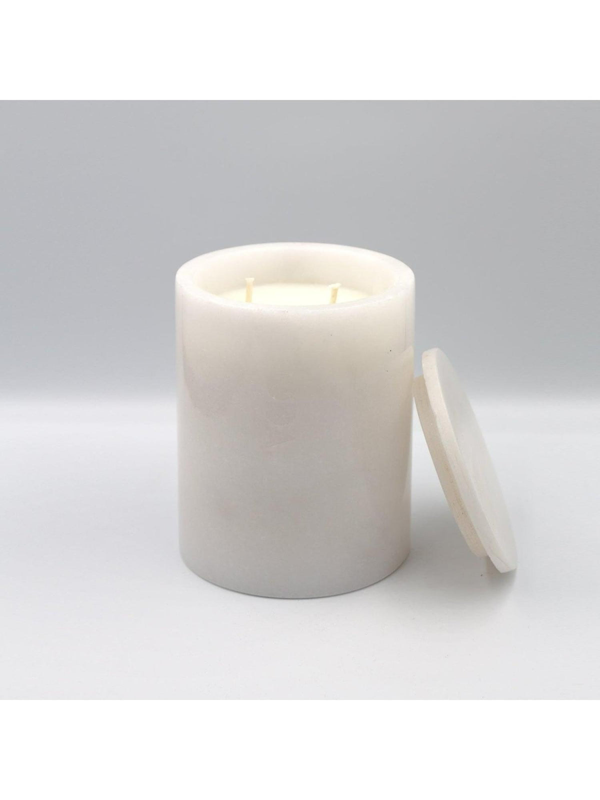 No: 5 Soft White Mermer Mum