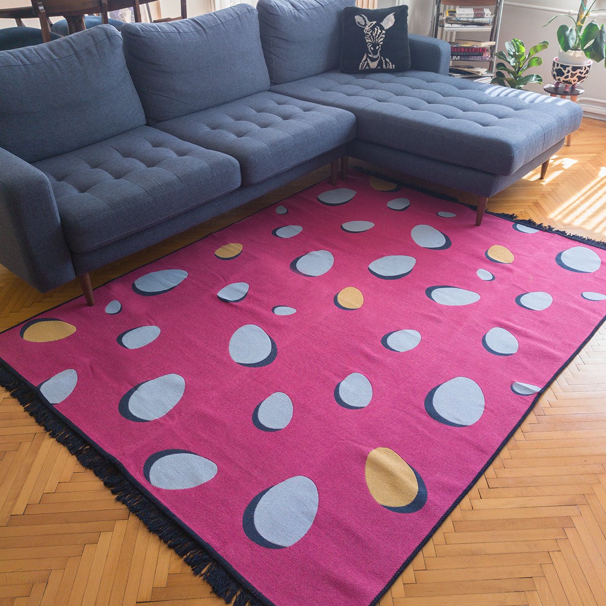 Candy Factory Geri Dönüşümlü Kilim