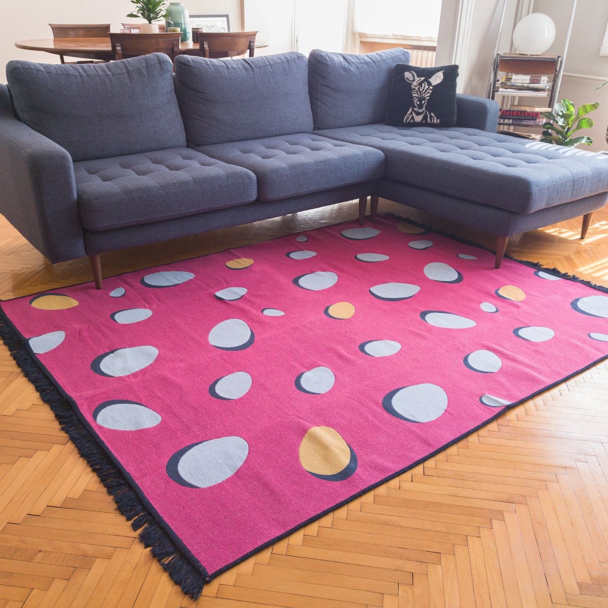 Candy Factory Geri Dönüşümlü Kilim